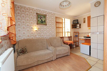 apartament 3 osobowy beżowy- aneks kuchenny