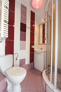 apartament lilowy 3 osobowy- łazienka