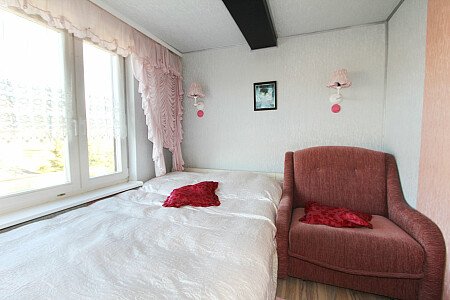 apartament różowy 5 osobowy- sypialnia